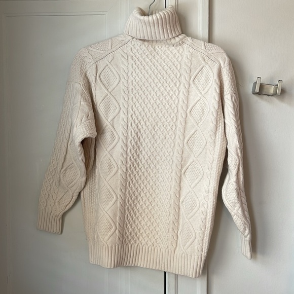 Sunday Best Peggy Aritzia XS Cream Fisherman Sweater Cable Knit - Picture 8 of 8